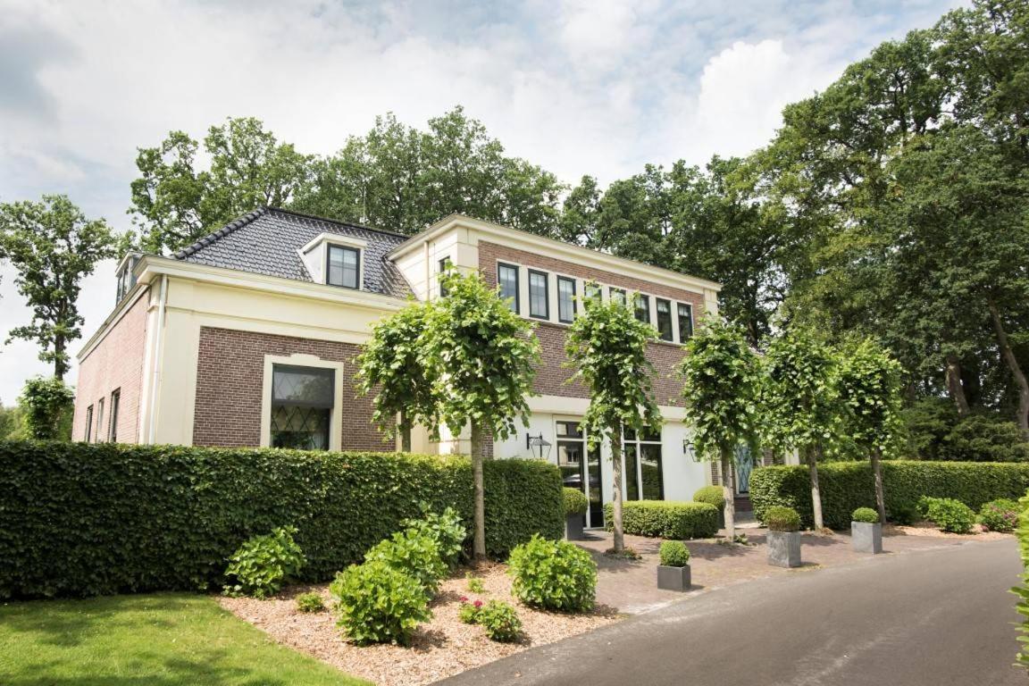Koetshuis Landgoed Lauswolt Villa Beetsterzwaag Exteriör bild